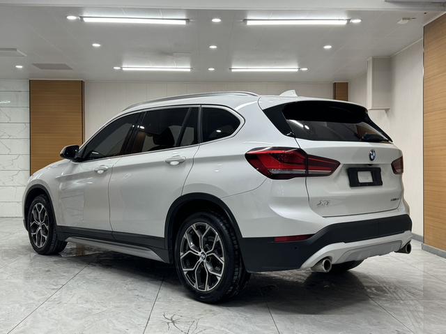 BMW X1 — фото 5