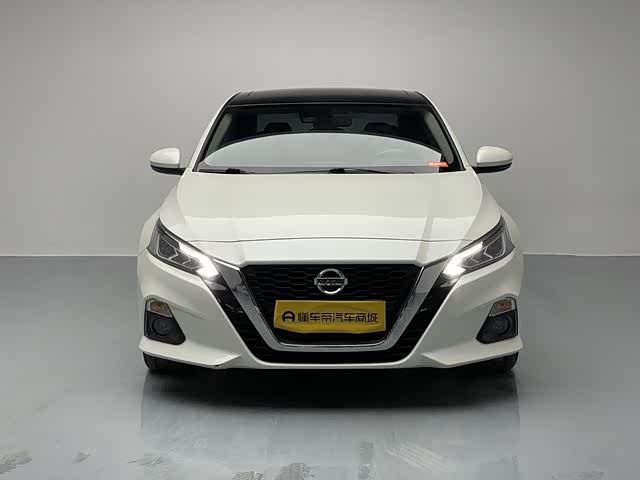 Nissan Teana XL